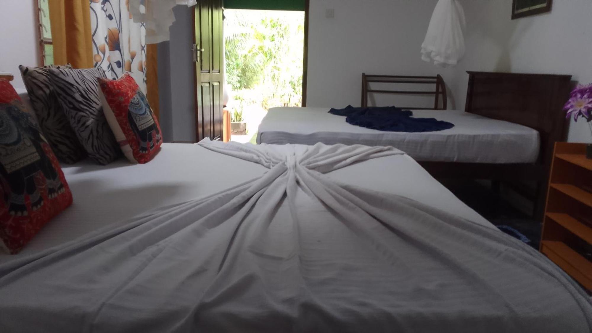 Sigiriya Village Home Stay Extérieur photo